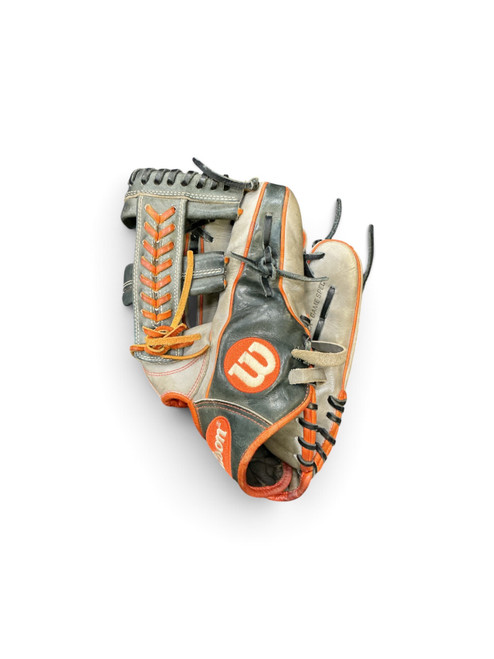 Vist Large View of Product Image Which is Used Wilson A2000 BB/SB Glove RH Throw None 11 3/4"