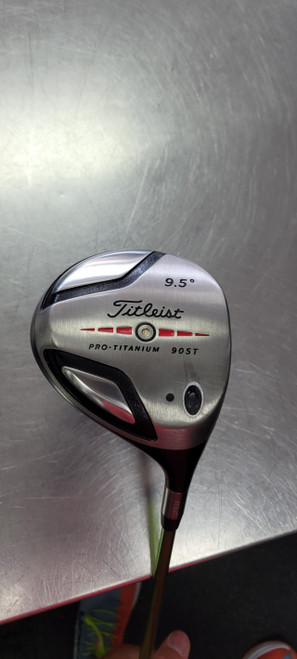 Vist Large View of Product Image Which is Used Titleist 905T Mens Driver RH 9.5 Degree