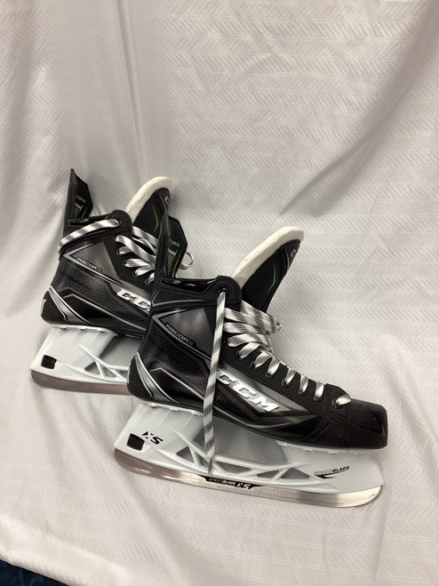 Vist Large View of Product Image Which is Used CCM RIBCORE 76K Senior Hockey Skate Senior 9
