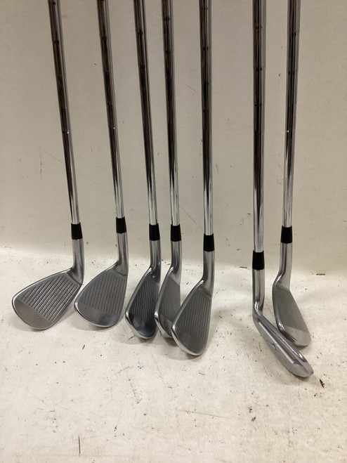Vist Large View of Product Image Which is Used Mizuno PRO 223 Mens Complete Set RH 7 Piece