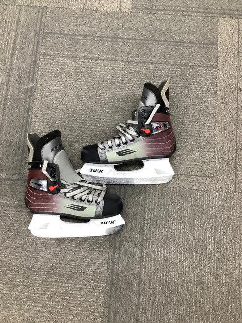Vist Large View of Product Image Which is Used Bauer VAPOR I Junior Hockey Skate Junior 03