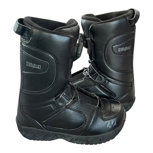 Vist Large View of Product Image Which is Used ThirtyTwo KIDS BOA Boys Snowboard Boots Black Junior 04