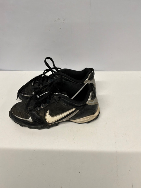 Vist Large View of Product Image Which is Used Nike NIKE BB/SB Cleats Black Junior 03