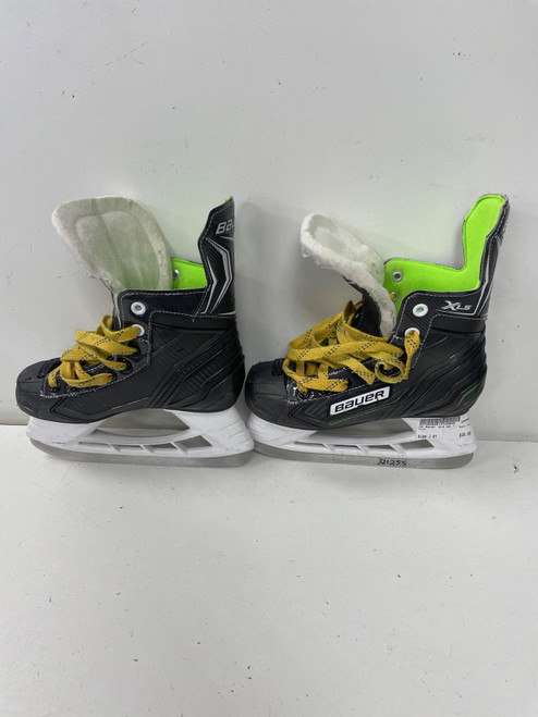 Vist Large View of Product Image Which is Used Bauer XLS Junior Hockey Skate Junior 01
