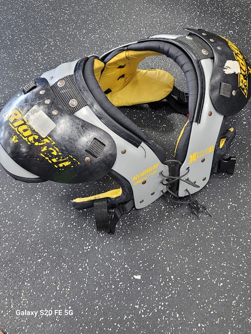 Vist Large View of Product Image Which is Used Riddell XFORCE II FB Shoulder Pads Grey LG