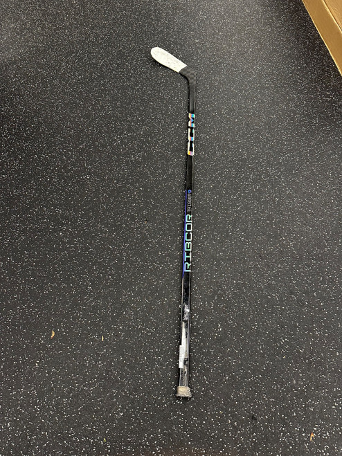 Vist Large View of Product Image Which is Used CCM TRIGGER 9 Inter One Piece Left Grip 55 Flex
