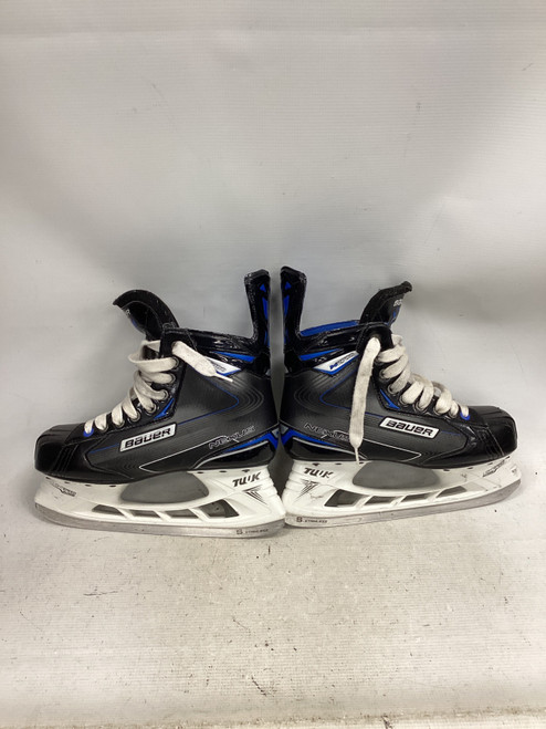 Vist Large View of Product Image Which is Used Bauer NEXUS 2700 Senior Hockey Skate Senior 7.5