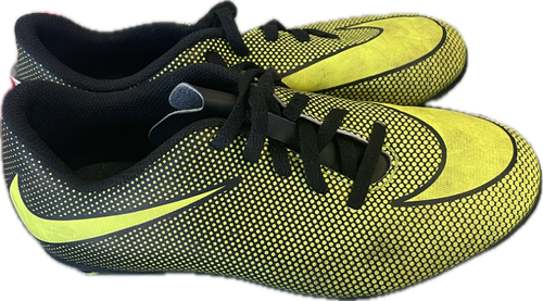 Vist Large View of Product Image Which is Used Nike Soccer Cleats Yellow Junior 03