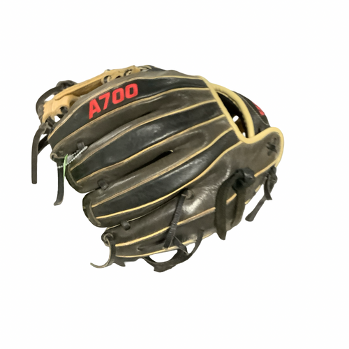 Vist Large View of Product Image Which is Used Wilson A700 11.5 RHT BB/SB Glove RH Throw Black 11 1/2"