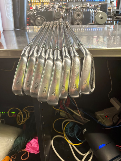 Vist Large View of Product Image Which is Used MacGregor MAG TEC M685 FORGED Mens Iron Set RH 3I-PW
