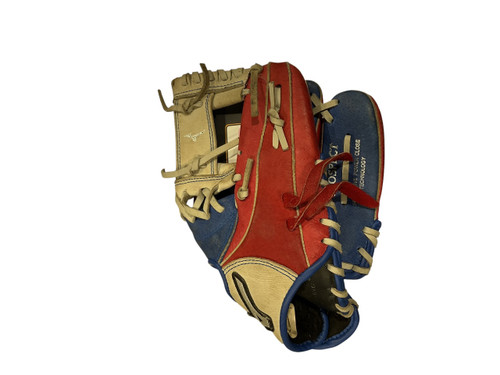 Vist Large View of Product Image Which is Used Mizuno PROS BB/SB Glove RH Throw Grey 11"