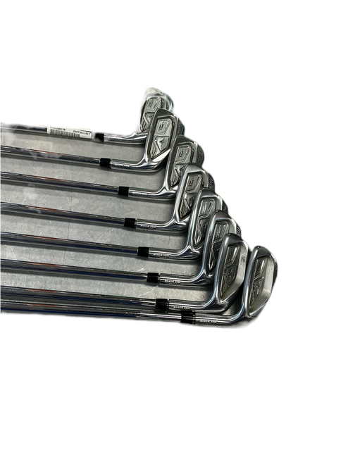 Vist Large View of Product Image Which is Used Mizuno JPX 850 Mens Iron Set RH 4I-GW/AW