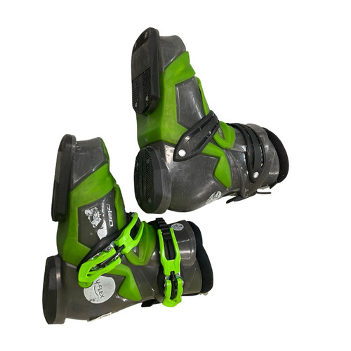 Vist Large View of Product Image Which is Used Elan EXPLORE U-FLEX Boys DH Ski Boot Green 225 MP - J04.5 - W5.5