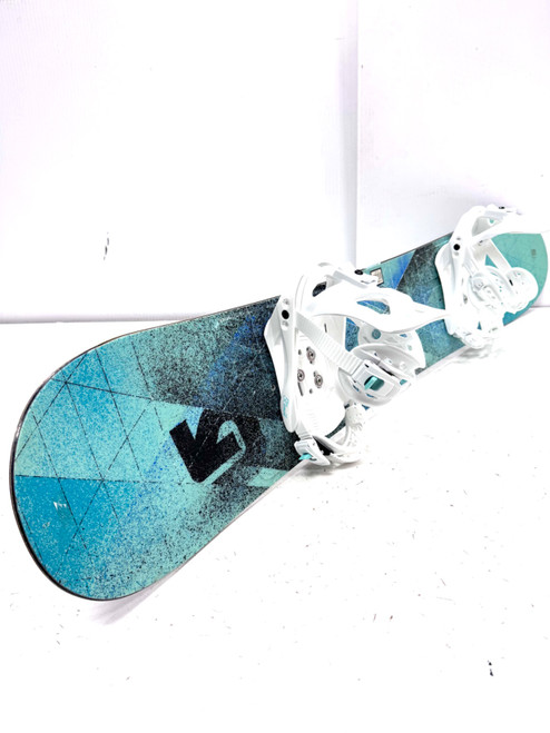 Vist Large View of Product Image Which is Used Burton 144CM LTRL NEW 5TH ELEMENT BND 5-7 Womens Board/Bindings Teal 144 cm