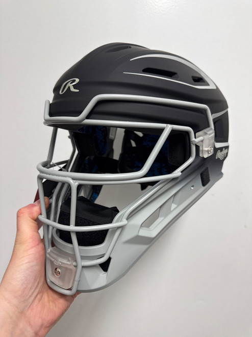 Vist Large View of Product Image Which is New VELO PRO CATCHERS MASK-JR
