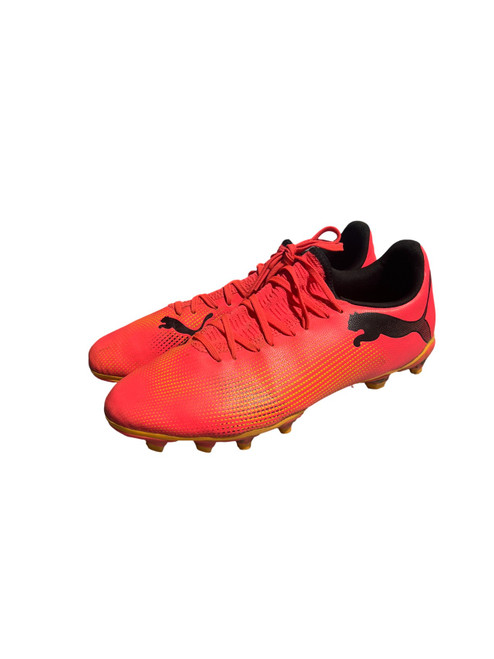 Vist Large View of Product Image Which is Used Puma Soccer Cleats Coral Senior 8
