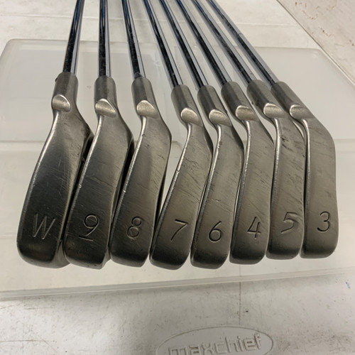 Vist Large View of Product Image Which is Used Ping I3 BLUE DOT Mens Iron Set RH 3I-PW