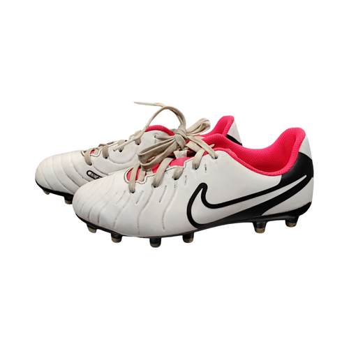 Vist Large View of Product Image Which is Used Nike Soccer Cleats White Junior 02