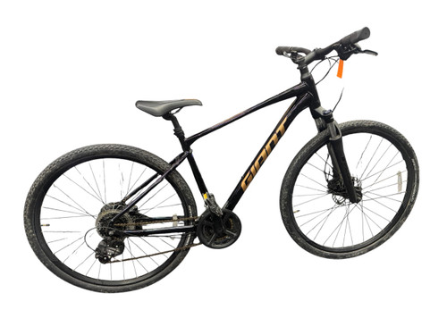 Vist Large View of Product Image Which is Used Giant ROAM 4 Mountain Bike Mens Black 43-47cm - 17-18" - MD Frame