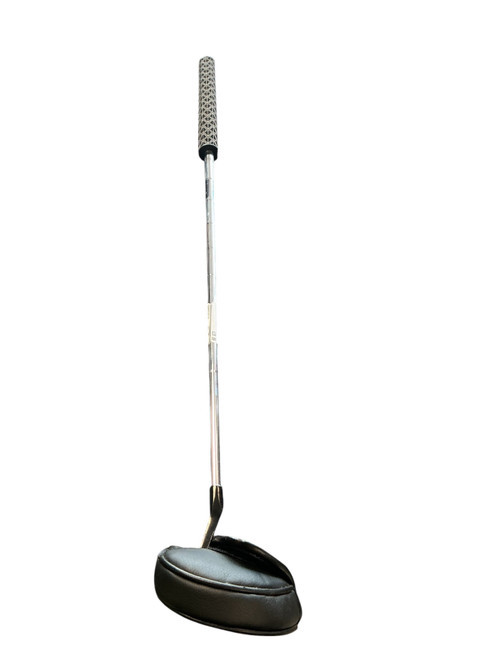 Vist Large View of Product Image Which is Used PYAMID PUTTER AZTEC SERIES Mens Putter RH