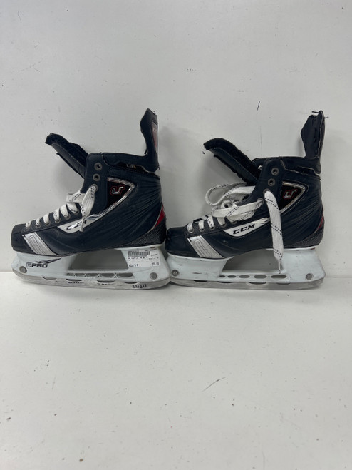 Vist Large View of Product Image Which is Used CCM U+ 06 Senior Hockey Skate Senior 6