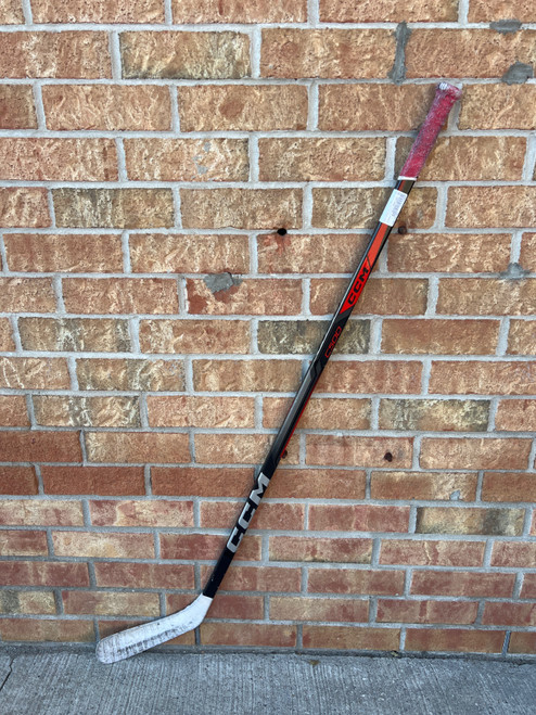 Vist Large View of Product Image Which is Used CCM C500 Youth One Pce Right Grip 30 Flex