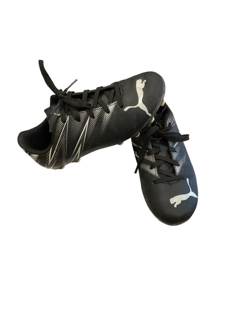 Vist Large View of Product Image Which is Used Puma Soccer Cleats Black Youth 13.0