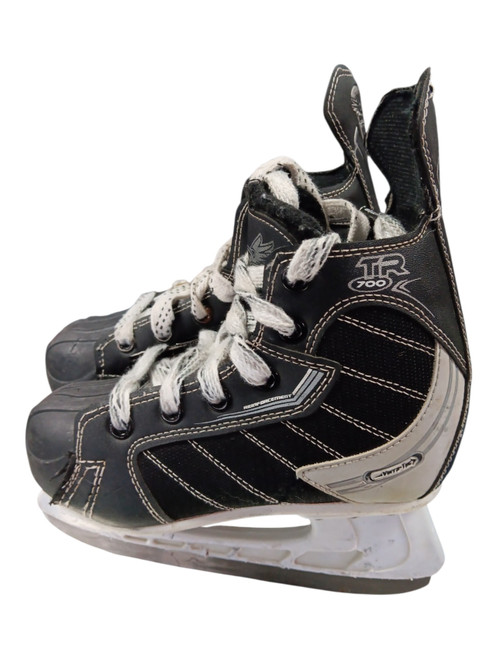 Vist Large View of Product Image Which is Used Tour TR700 Junior Hockey Skate Junior 01