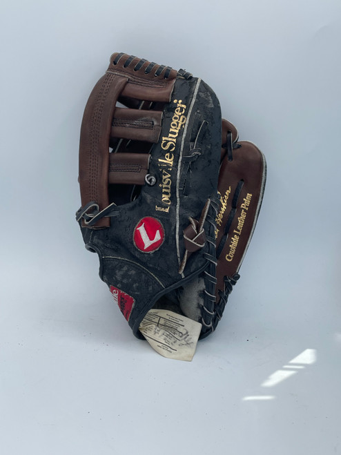 Vist Large View of Product Image Which is Used Louisville Slugger PLAYERS SERIES BB/SB Glove RH Throw Brown 12"