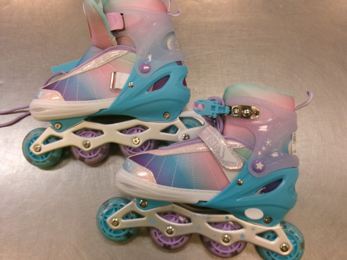 Vist Large View of Product Image Which is Used LEVY TEMP ADJ 4.5-7.5 Junior Rec Fitness Skates None Adjustable