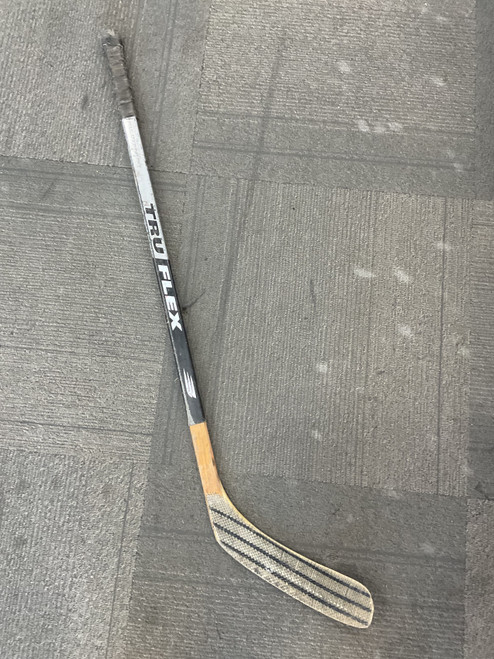 Vist Large View of Product Image Which is Used True FLEX HOCKEY STICK Youth Wood Left