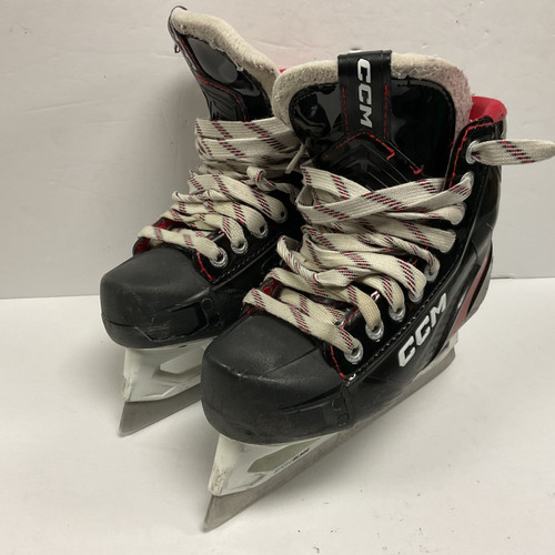 Vist Large View of Product Image Which is Used CCM EFLEX 6.5 Junior Goalie Skate Black And Red Junior 02