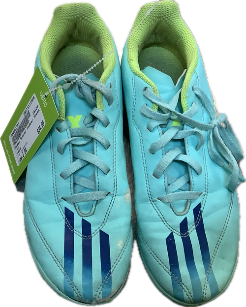 Vist Large View of Product Image Which is Used Adidas Soccer Indoor Shoes Turquoise Junior 04