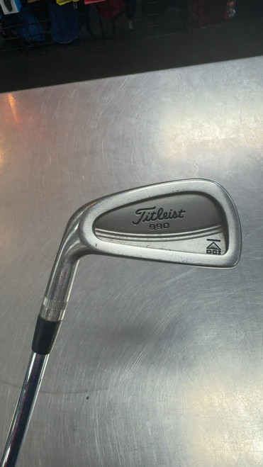 Vist Large View of Product Image Which is Used Titleist DCI 990 Mens Individual Iron LH 5 Iron