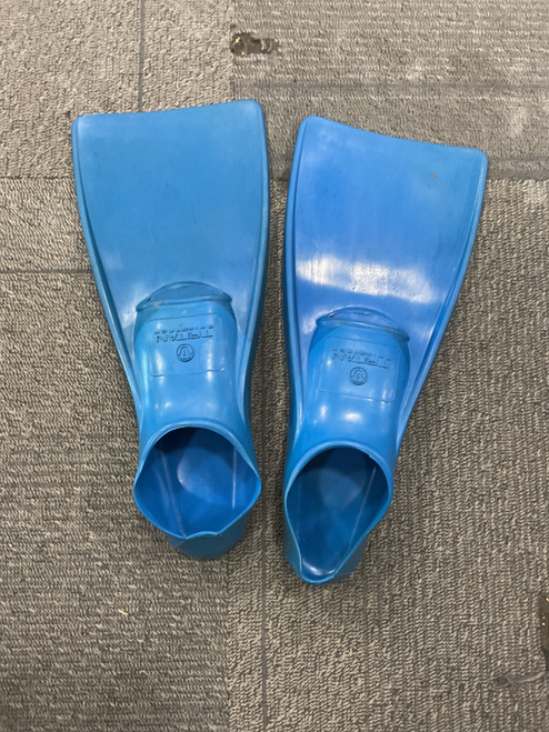 Vist Large View of Product Image Which is Used TRITAN SWIM FINS Underwater Fins Royal Blue S/M