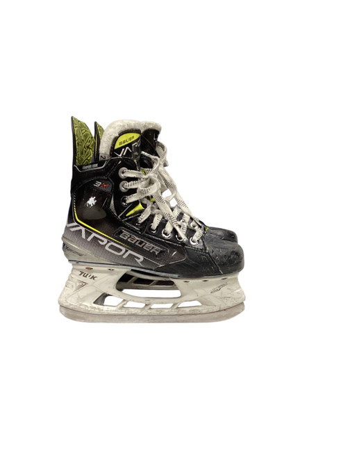 Vist Large View of Product Image Which is Used Bauer VAPOR 3X Junior Hockey Skate Junior 02.5
