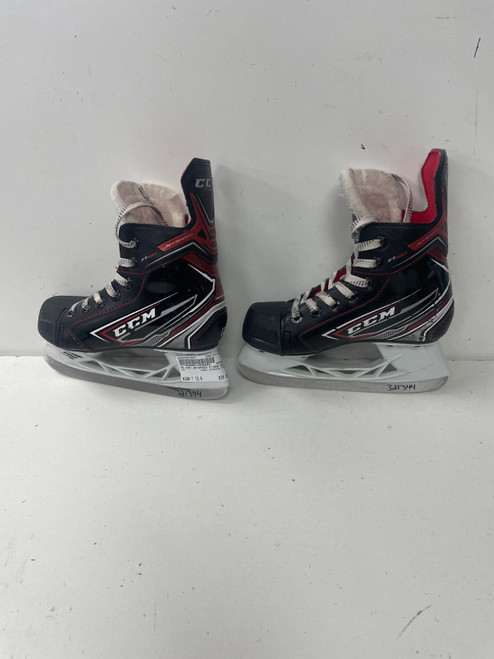 Vist Large View of Product Image Which is Used CCM JETSPEED FT480 Youth Hockey Skate Youth 12.0