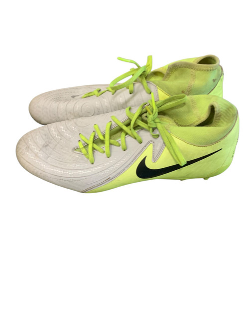 Vist Large View of Product Image Which is Used Nike Soccer Cleats Yellow Senior 10