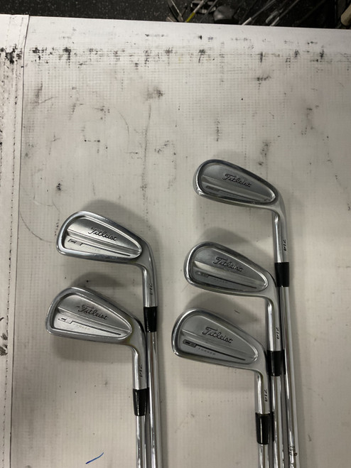 Vist Large View of Product Image Which is Used Titleist 714 CB Mens Iron Set RH 5I-PW