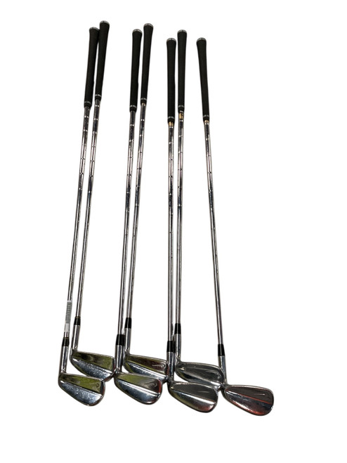 Vist Large View of Product Image Which is Used Nike 4I-PW Mens Iron Set RH 4I-PW SHORT 3 ' '
