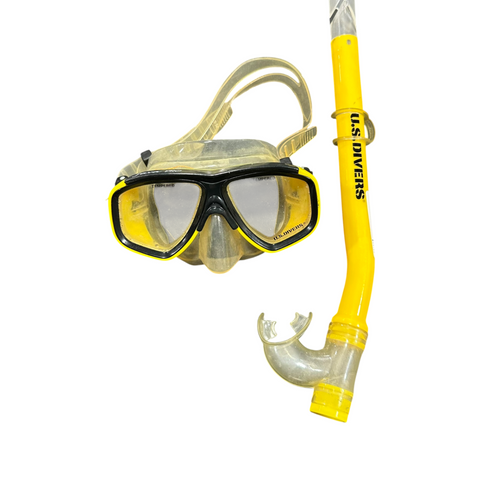 Vist Large View of Product Image Which is Used Oakley Underwater Snorkel Purple