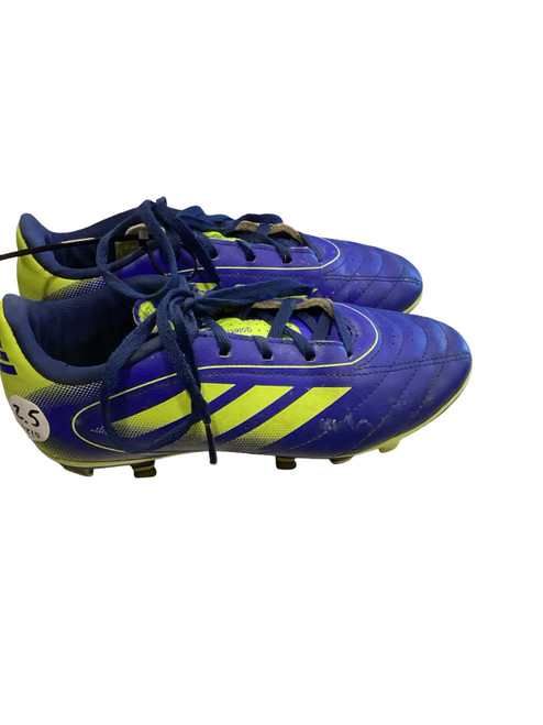 Vist Large View of Product Image Which is Used Adidas Soccer Cleats Royal Blue Junior 02.5