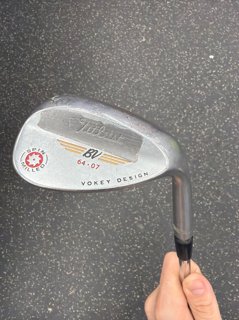 Vist Large View of Product Image Which is Used Titleist VOKEY DESIGN Golf Wedge Mens RH 64 Degree