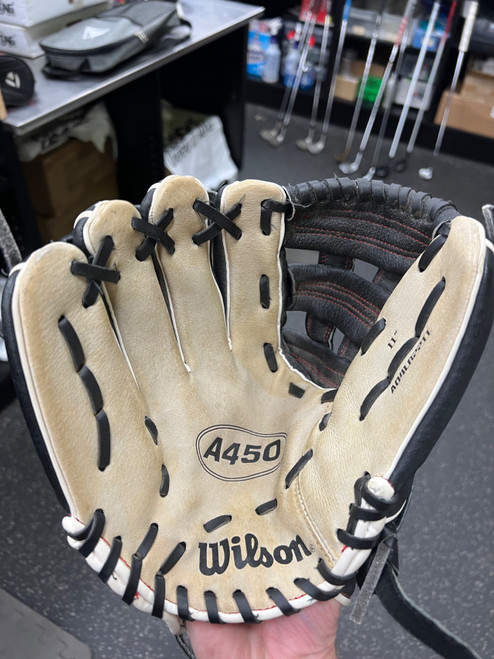 Vist Large View of Product Image Which is Used Wilson A04LB2211 BB/SB Glove LH Throw Black 11"