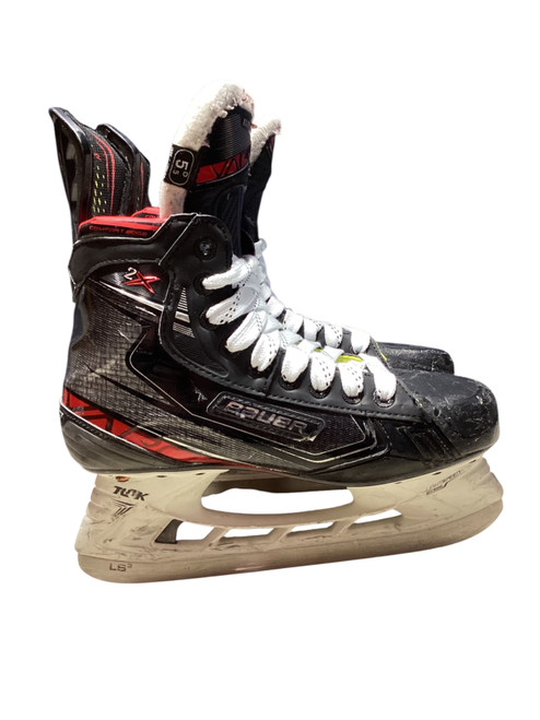 Vist Large View of Product Image Which is Used Bauer VAPOR 2X Intermediate Hockey Skate Intermediate 5.5