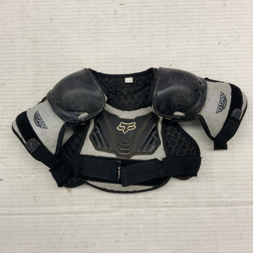 Vist Large View of Product Image Which is Used Fox TITAN PEEWEE Junior Roost Protector Black
