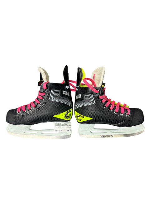 Vist Large View of Product Image Which is Used Graf SUPRA 1035 Youth Hockey Skate Youth 12.0