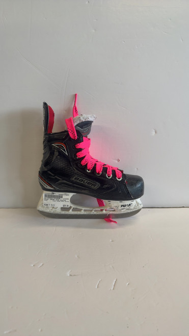 Vist Large View of Product Image Which is Used Bauer VAPOR X500 SKATES Youth Hockey Skate Youth 13.5