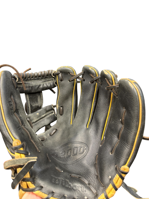 Vist Large View of Product Image Which is Used Wilson A2000 BB/SB Glove RH Throw Black 11 3/4"