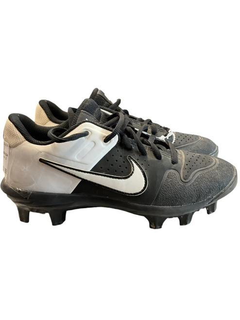Vist Large View of Product Image Which is Used Nike LAX Cleats Boys Black Junior 03